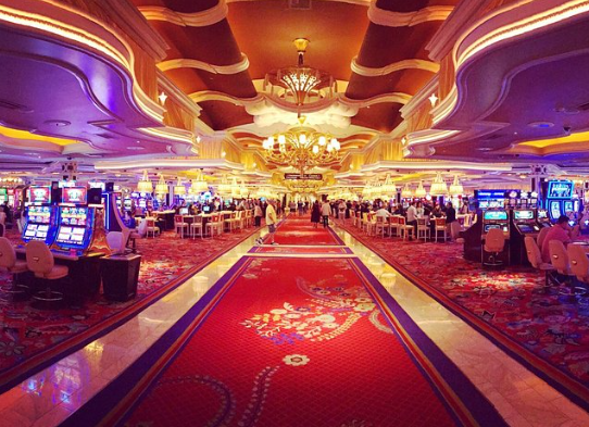 gaya-hidup-pemain-vip-yang-menghabiskan-malam-di-casino